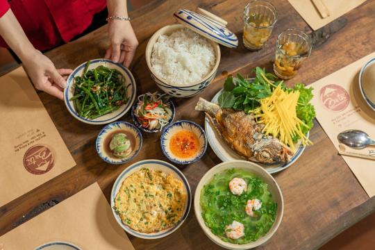 Tiệm cơm Bà Tôi («У моей бабушки»)