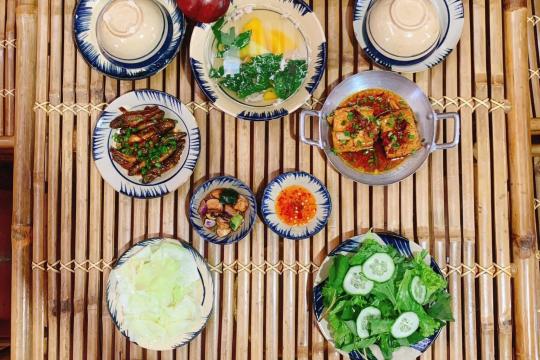 Quán Cơm Bao Cấp
