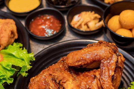 Chicken Plus 黎笋 - 金兰店