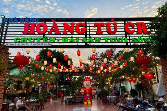 Nhà hàng Hoàng Tú