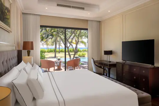 Курорт Meliá Vinpearl Cam Ranh Beach Resort