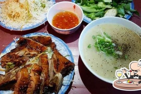 Рис с уткой и утиная каша на 554 Trần Quý Cáp
