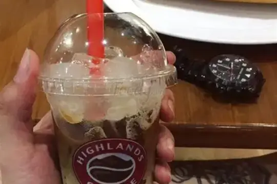 Highlands Coffee Sân Bay Cam Ranh 4 - Nội Địa