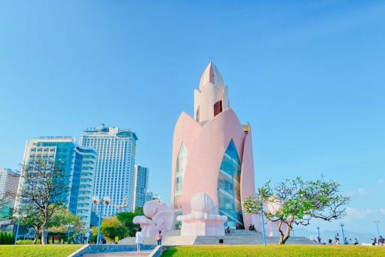 Tháp Trầm Hương