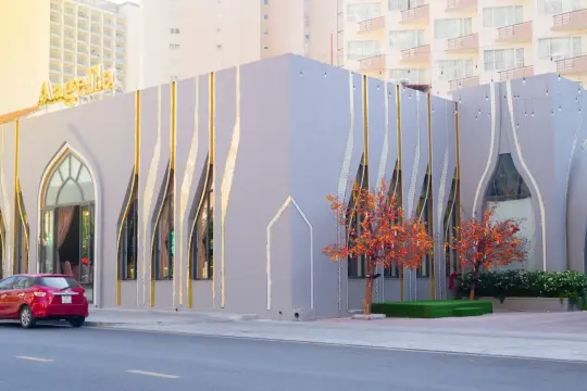 Khách sạn Angella