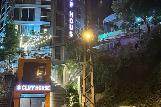 Khách sạn Cliffhouse Nha Trang