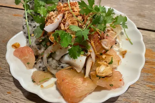 Nom Nom餐厅与咖啡馆芽庄店