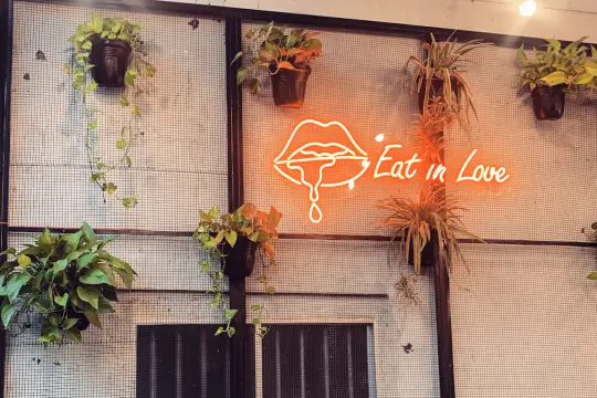 Van Don Alley Snail Restaurant