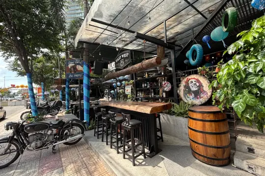 Nhà Hàng Palms Bistro Nhatrang