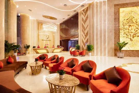 Khách sạn Regalia Gold