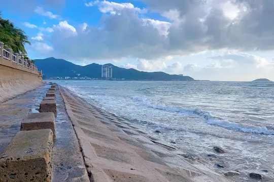 Bãi biển Trần Phú Nha Trang